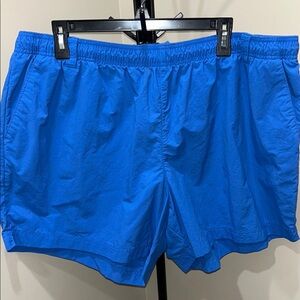 Columbia PFG women’s plus size Vibrant Blue Athletic Shorts